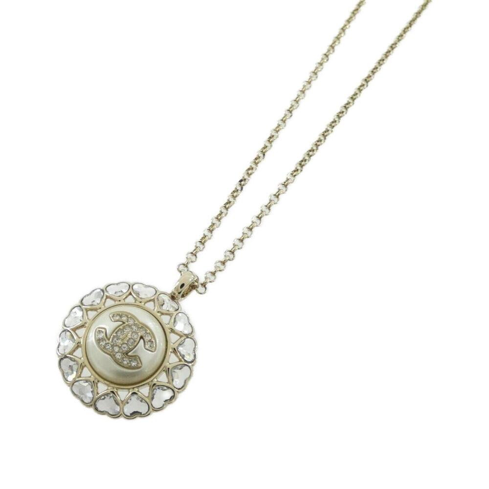 CHANEL White Necklace